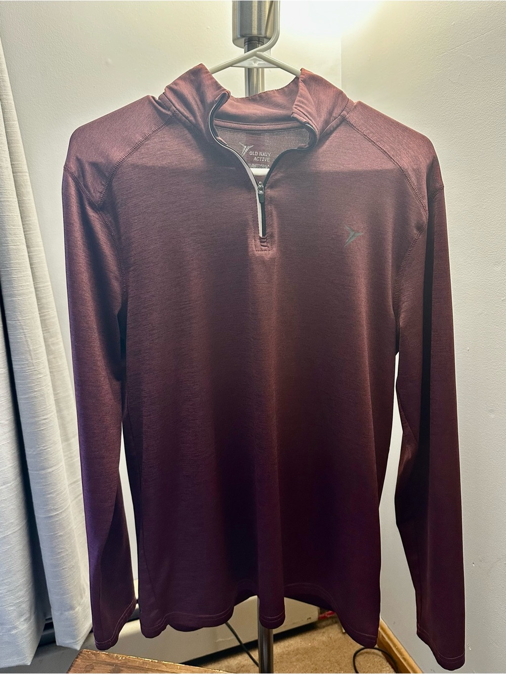 Old Navy Men's Wine Maroon Quarter-Zip Pullover